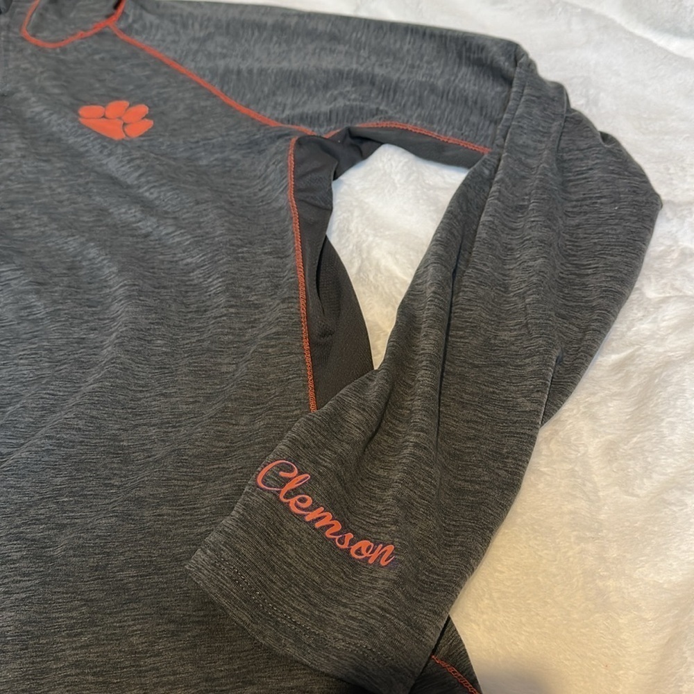 Clemson women’s long sleeve pullover with hood - Picture 3 of 11